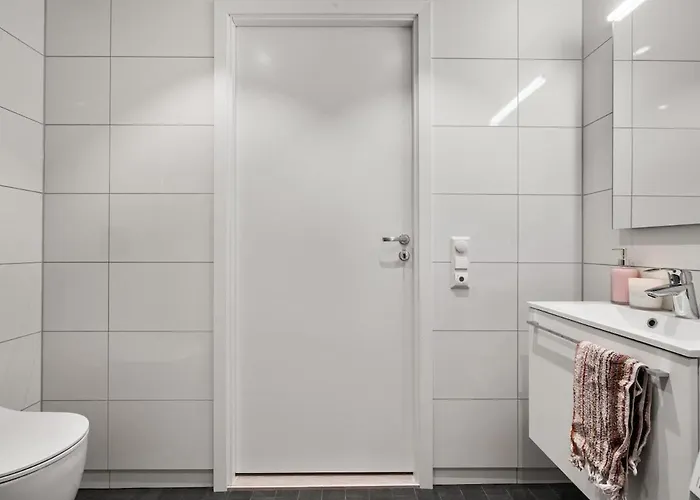 Helt Ny Leilighet, Ytre Sandviken I Διαμέρισμα