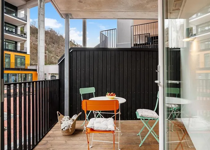 Helt Ny Leilighet, Ytre Sandviken I *